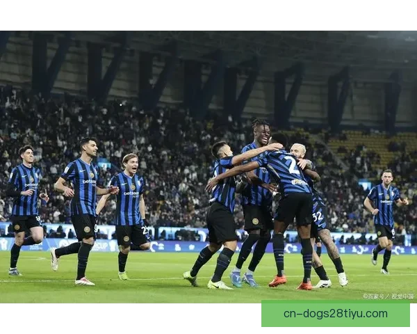 切尔西关注路易斯但球员心系维拉